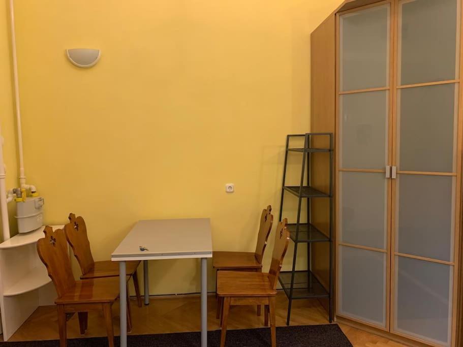 City Central Apartments 2 Next To New York Cafe Budapeste Exterior foto